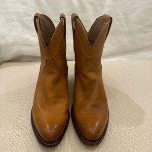 Low Cowboy Boots Tan